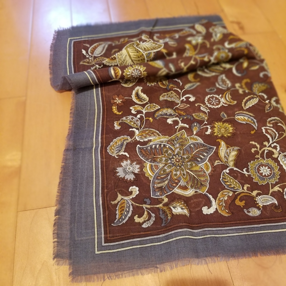Beautiful Vintage Art Nouveau Paisley Scarf